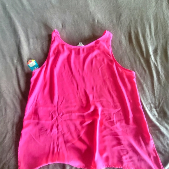 Pink Flowy Tank - Picture 6 of 6